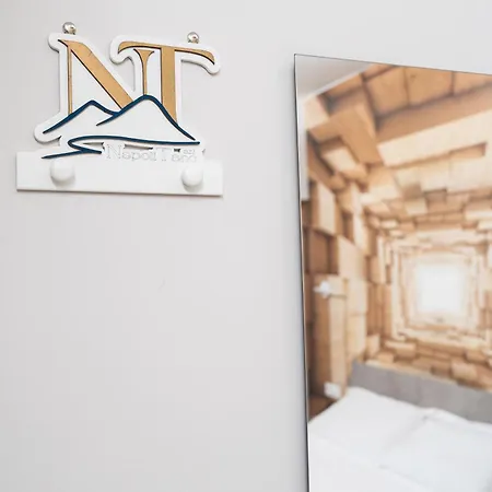 Napolitano - Station 4* Neapel